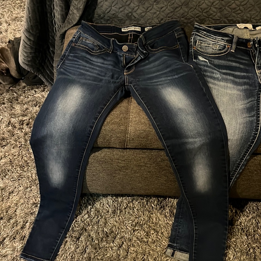 LOT OF 5 Buckle Stella skinny jeans
